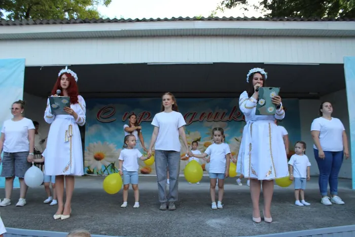 wR9YyfnS20I